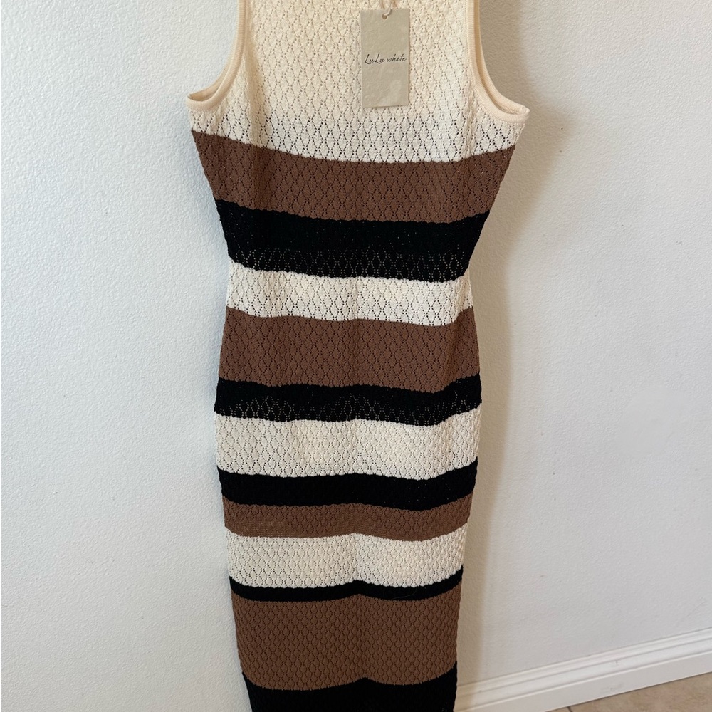 Chic Striped Sleeveless Dress